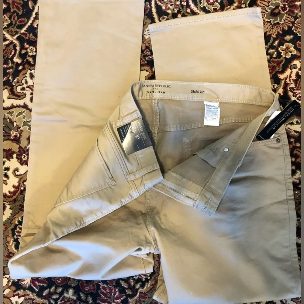 NWT  Men's Banana Republic Travel Pant Khaki 38x30 slim fit